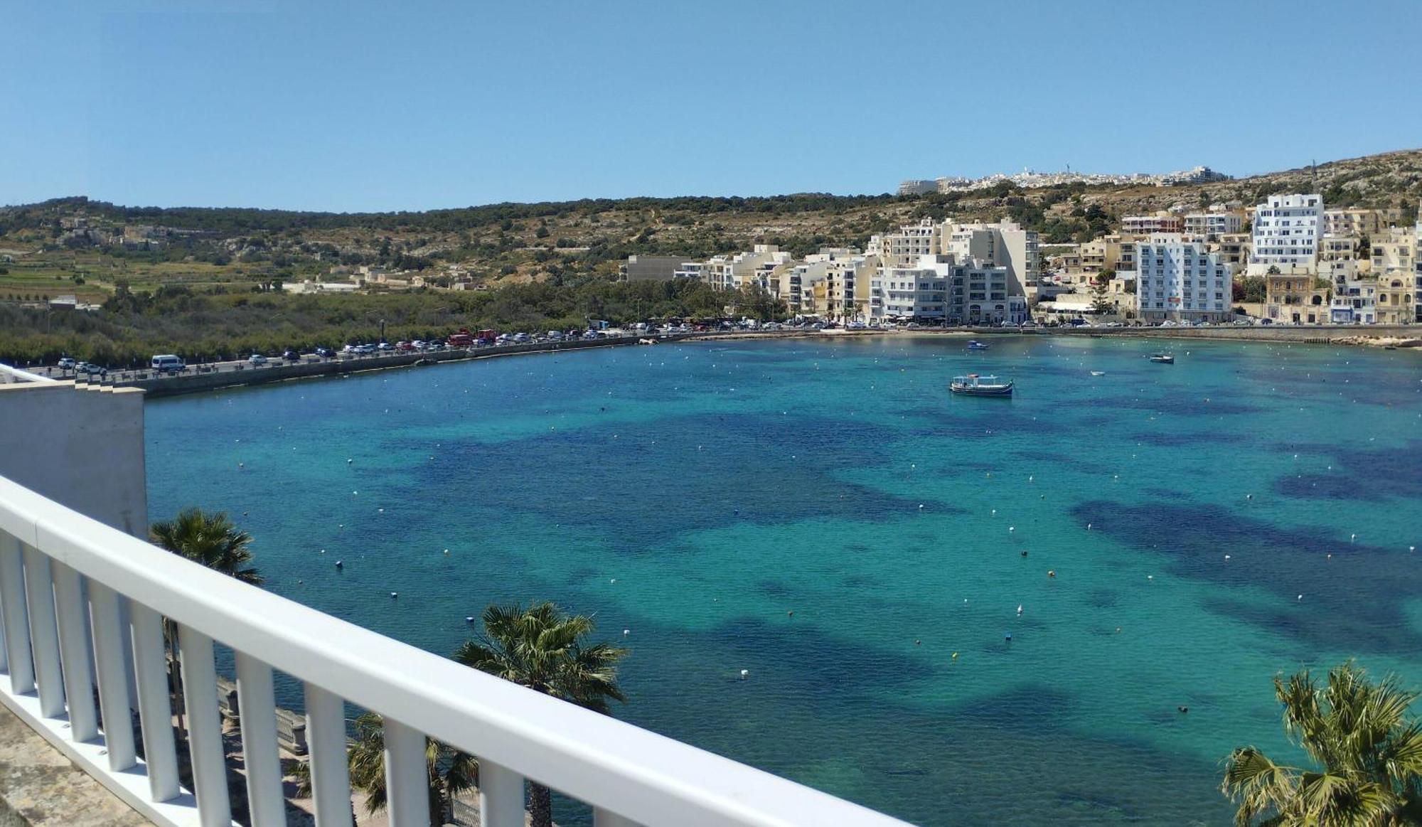 דירות סיינט פול ביי Blue Harbour Seafront Penthouse With Large Terrace With Panoramic Sea Views - By Getawaysmalta מראה חיצוני תמונה