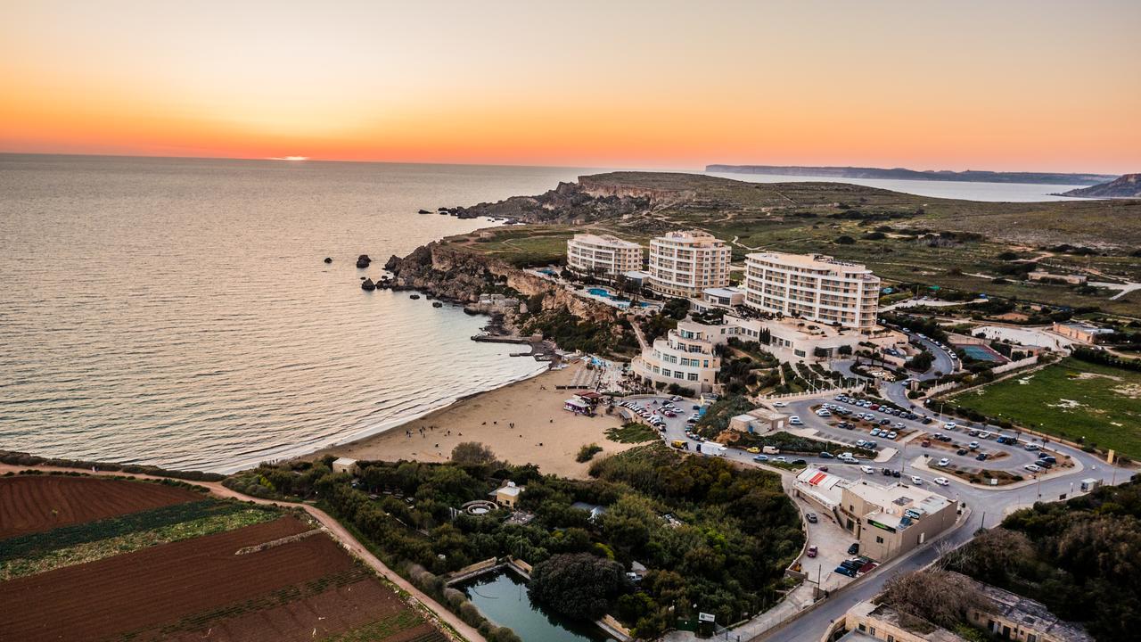 דירות סיינט פול ביי Blue Harbour Seafront Penthouse With Large Terrace With Panoramic Sea Views - By Getawaysmalta מראה חיצוני תמונה